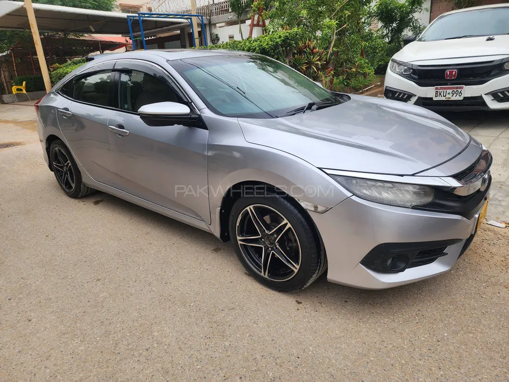 Honda Civic 2016 for Sale in Karachi Image-1