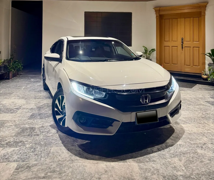 Honda Civic 2018 for Sale in Islamabad Image-1