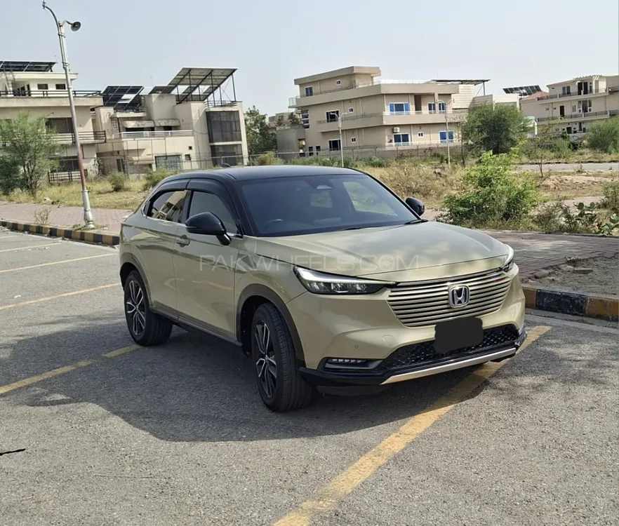 Honda Vezel 2021 for Sale in Islamabad Image-1