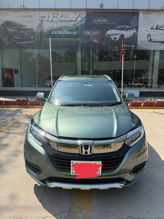 Honda Vezel 2018 for Sale in Lahore Image-1