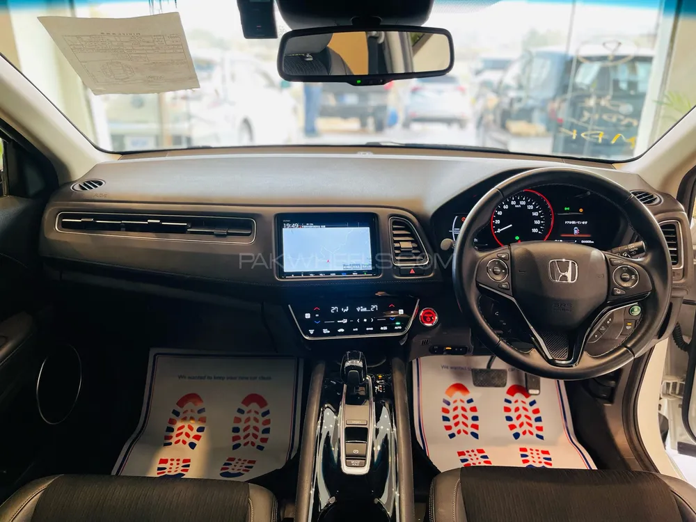 Honda Vezel 2018 for Sale in Islamabad Honda Vezel 2018 for Sale in Islamabad Image-14