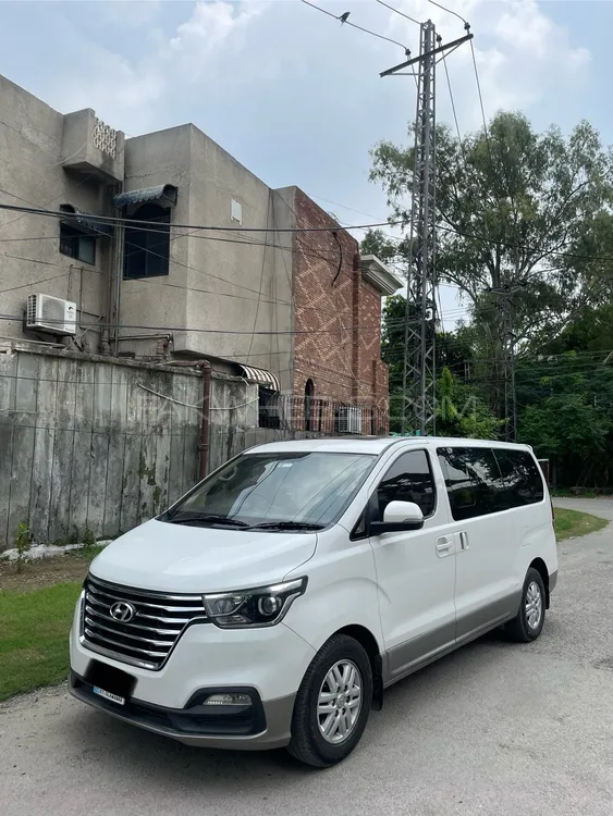 Hyundai Grand Starex 2019 for Sale in Lahore Image-1