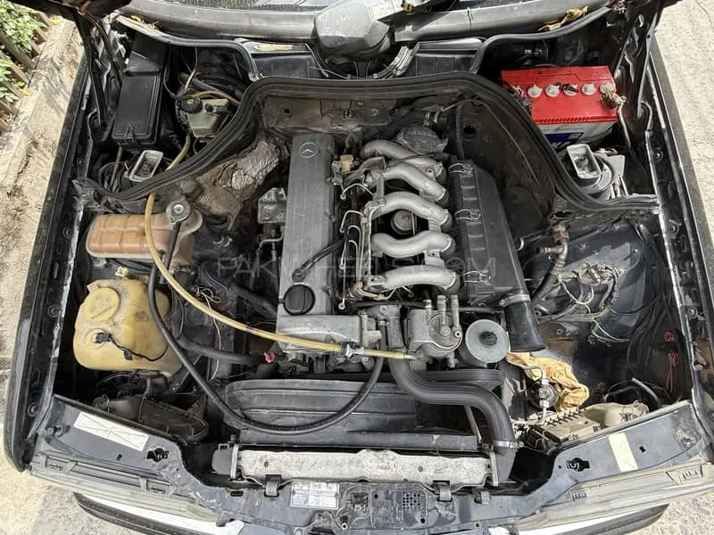Mercedes Benz C Class 1986 for Sale in Islamabad Image-1