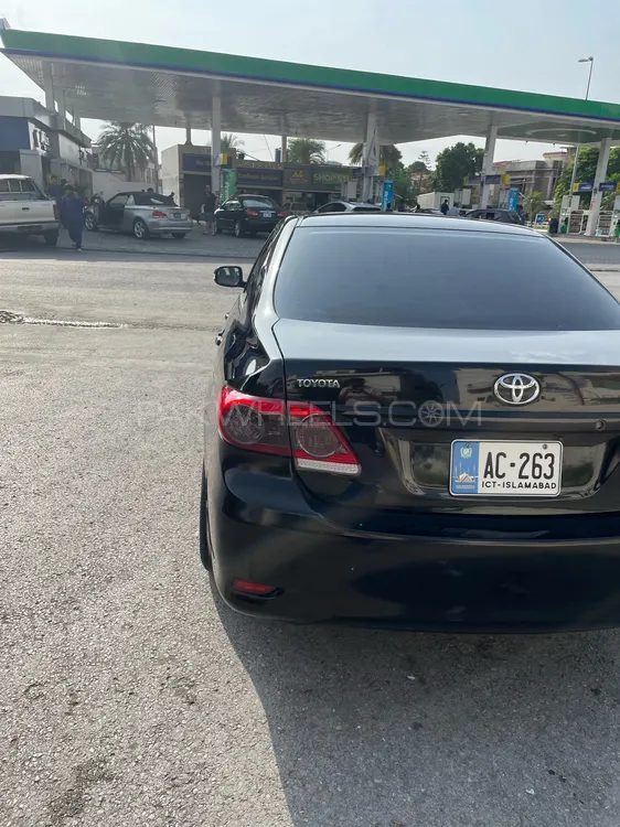Toyota Corolla 2013 for Sale in Islamabad Image-1
