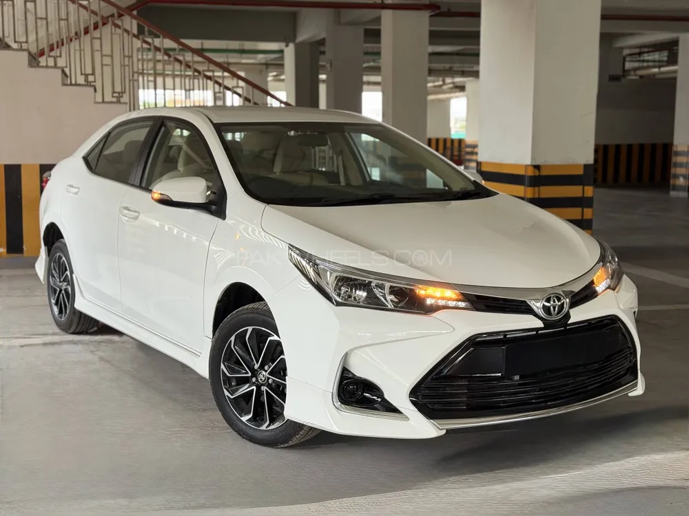 Toyota Corolla 2025 for Sale in Karachi Image-1