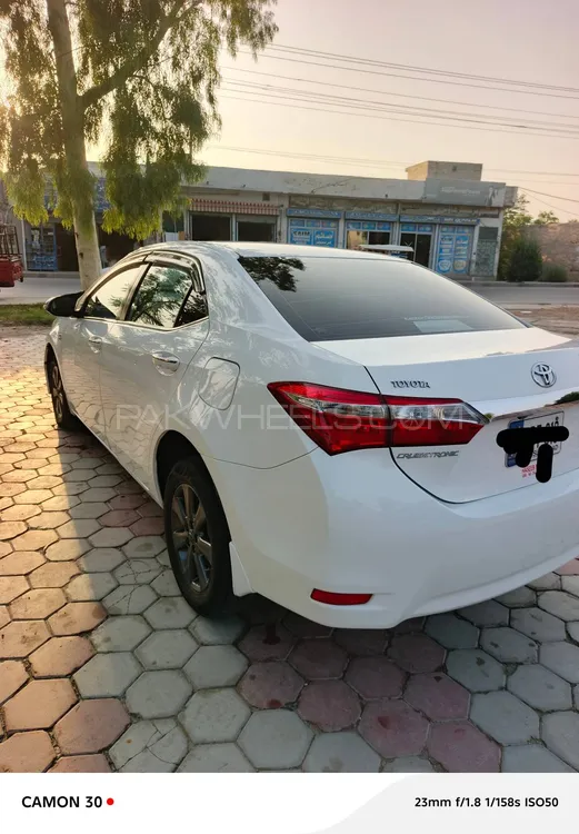 Toyota Corolla 2016 for Sale in Islamabad Image-1