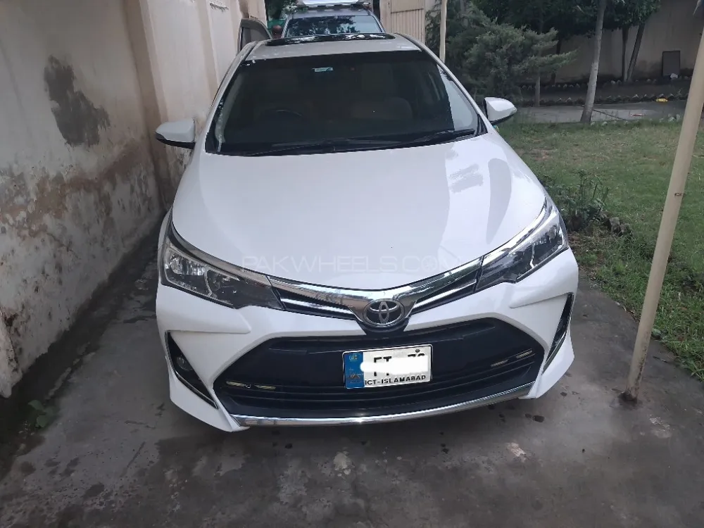 Toyota Corolla 2015 for Sale in Swat Image-1