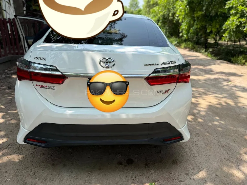 Toyota Corolla 2021 for Sale in Faisalabad Image-1