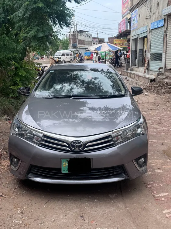 Toyota Corolla 2015 for Sale in Faisalabad Image-1