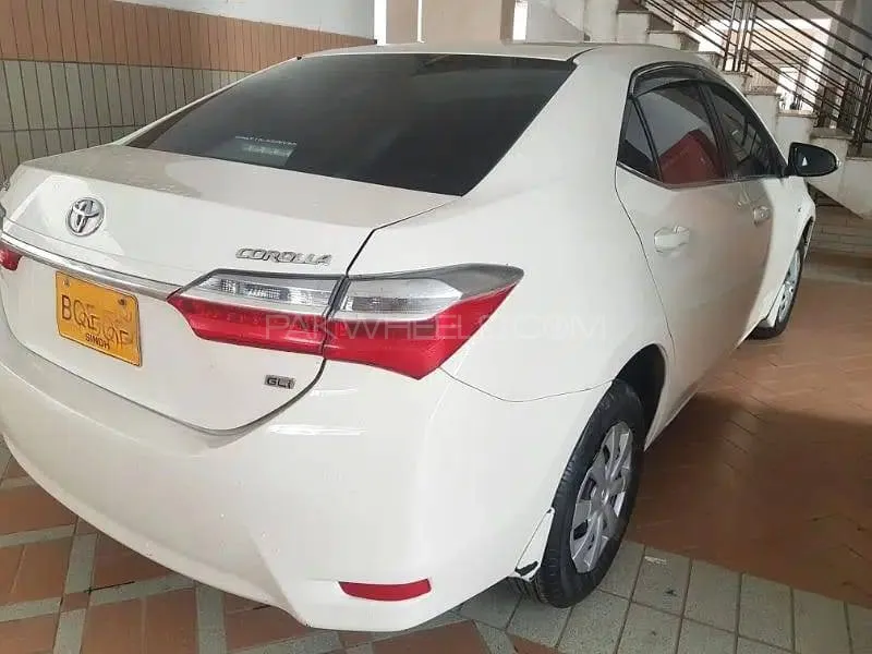 Toyota Corolla 2019 for Sale in Karachi Image-1