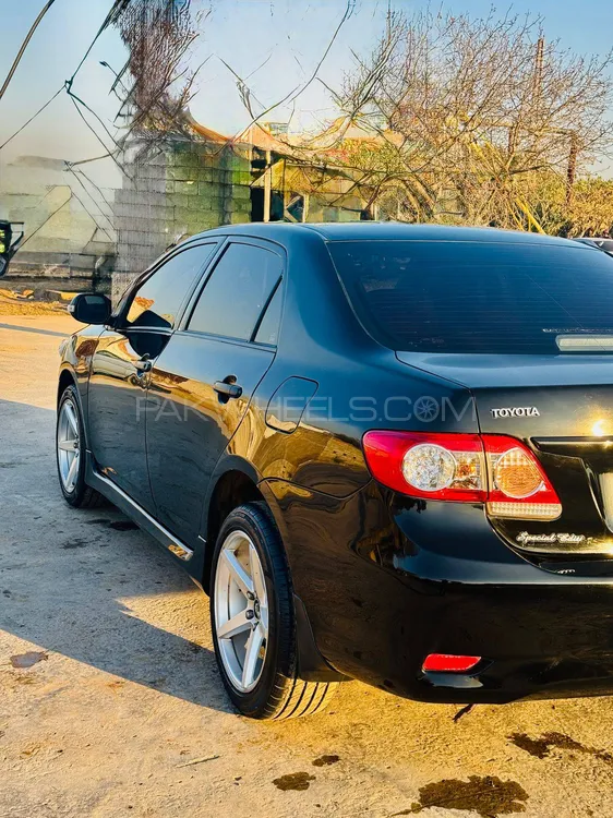Toyota Corolla 2013 for Sale in Islamabad Image-1