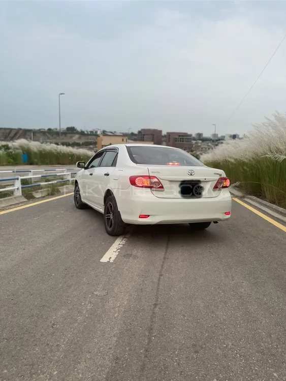 Toyota Corolla 2011 for Sale in Attock Image-1