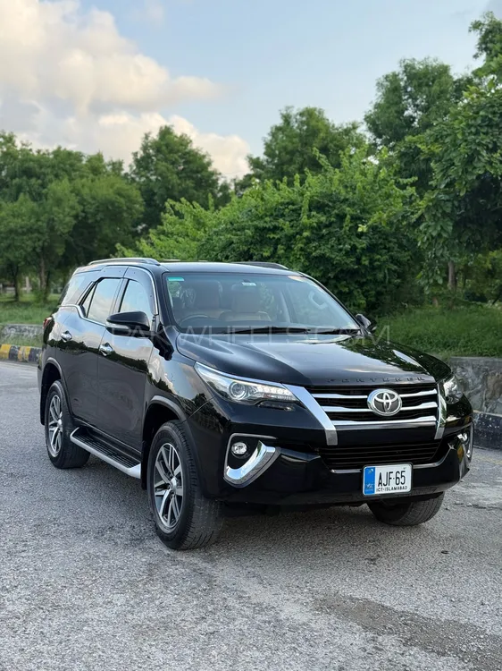 Toyota Fortuner 2018 for Sale in Islamabad Image-1