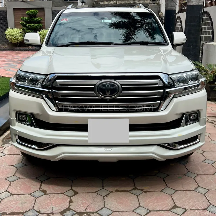 Toyota Land Cruiser 2017 for Sale in Sialkot Image-1