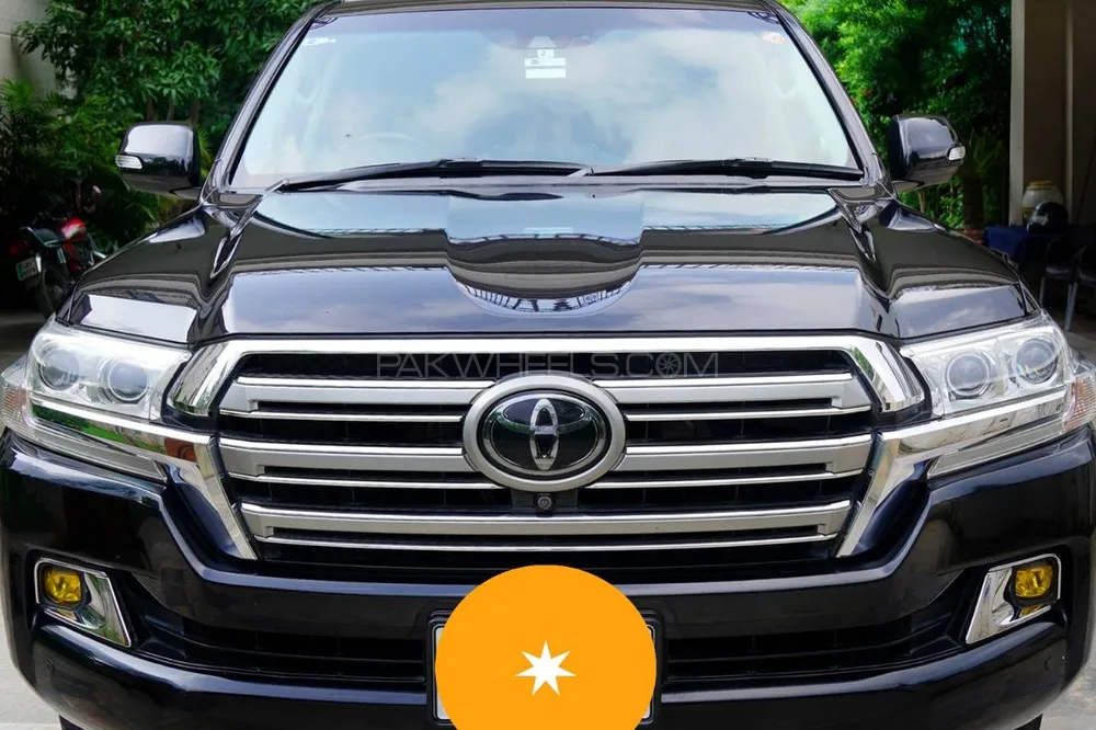 Toyota Land Cruiser 2017 for Sale in Lahore Image-1