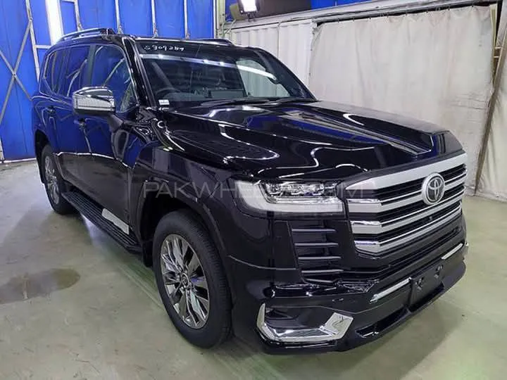 Toyota Land Cruiser 2023 for Sale in Karachi Image-1