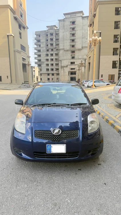Toyota Vitz 2007 for Sale in Islamabad Image-1
