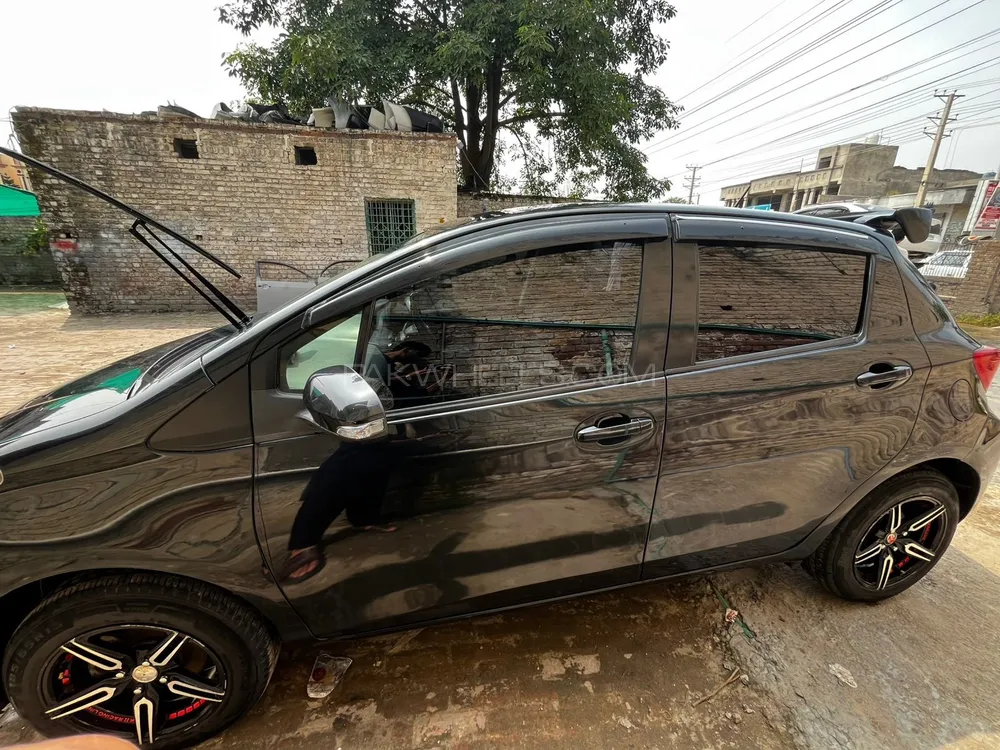 ٹویوٹا ویٹز 2014 for Sale in گجرات ٹویوٹا ویٹز 2014 for Sale in گجرات Image-10