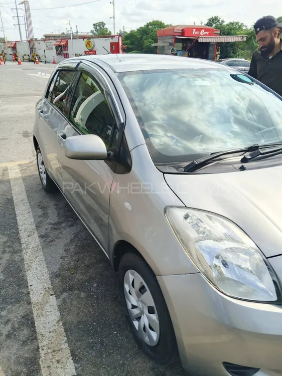 Toyota Vitz 2007 for Sale in Islamabad Image-1