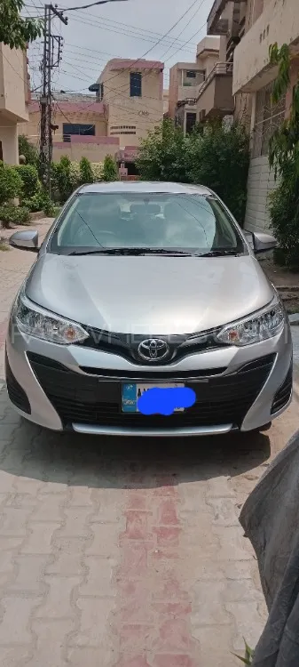 Toyota Yaris Sedan 2022 for Sale in Lahore Image-1