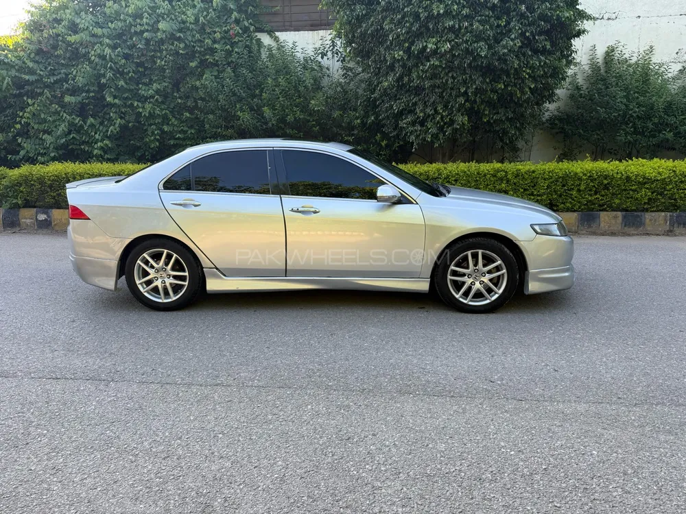 Honda Accord 2002 for Sale in Rawalpindi Image-1