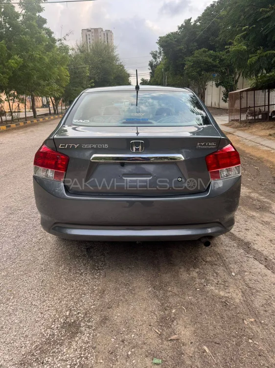 Honda City 2013 for Sale in Karachi Image-1
