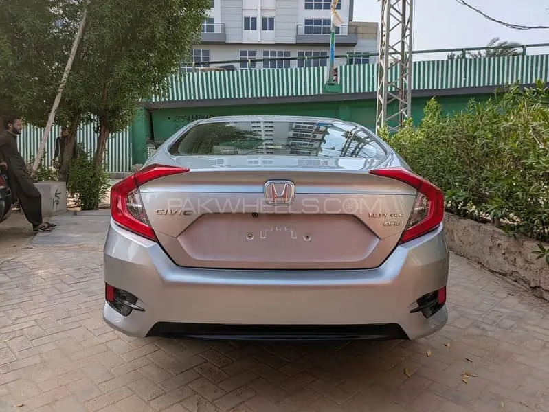 Honda Civic 2017 for Sale in Hyderabad Image-1