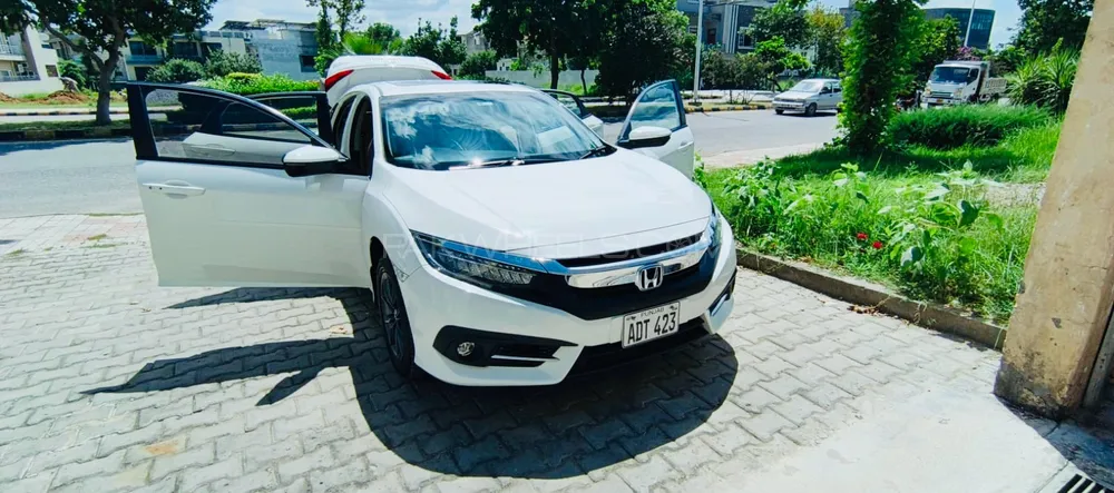Honda Civic 2020 for Sale in Islamabad Image-1