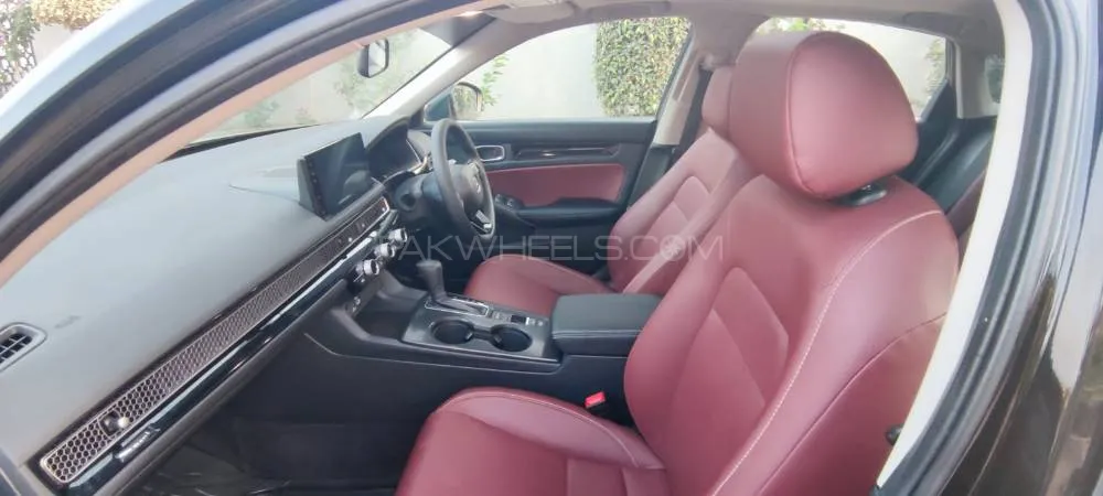 Honda Civic 2024 for Sale in Peshawar Image-1