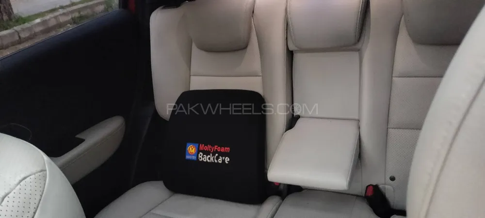 Honda Vezel 2017 for Sale in Islamabad Honda Vezel 2017 for Sale in Islamabad Image-10