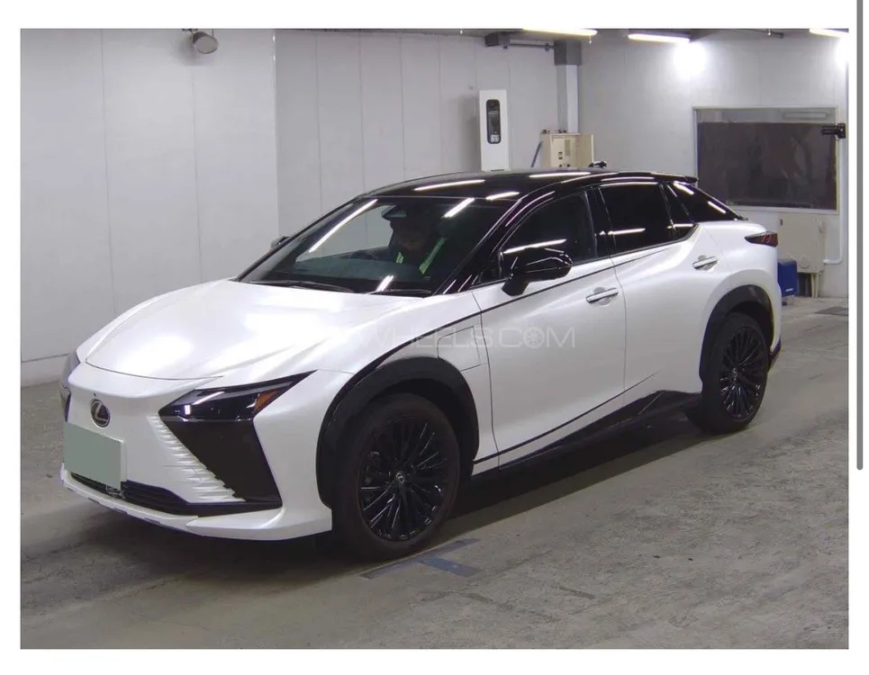 Lexus RX Series 2023 for Sale in Karachi Lexus RX Series 2023 for Sale in Karachi Image-3