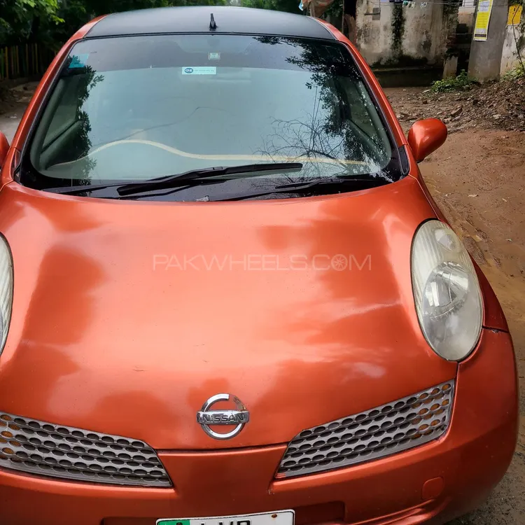 Nissan March 2004 for Sale in Lahore Image-1