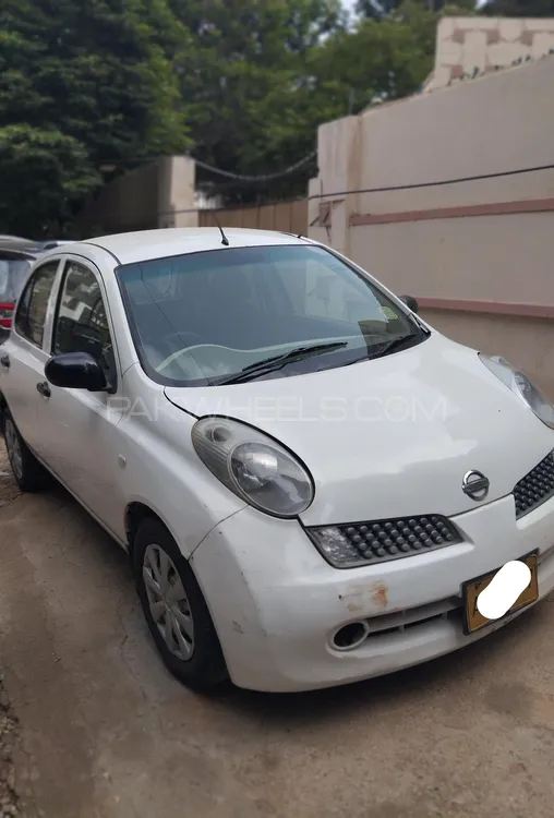 Nissan March 2006 for Sale in Karachi Image-1