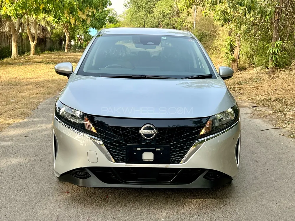 Nissan Note 2021 for Sale in Lahore Image-1