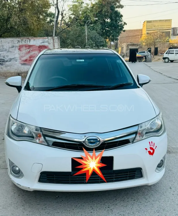 Toyota Corolla 2015 for Sale in Peshawar Image-1