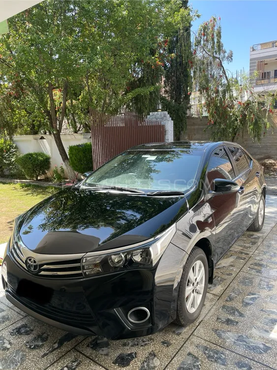 Toyota Corolla 2017 for Sale in Abbottabad Image-1
