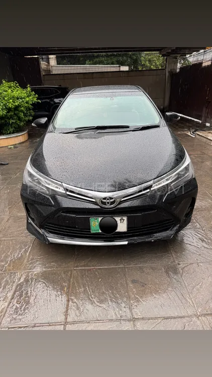 Toyota Corolla 2017 for Sale in Lahore Image-1