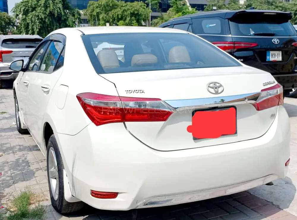 Toyota Corolla 2015 for Sale in Kashmir Image-1