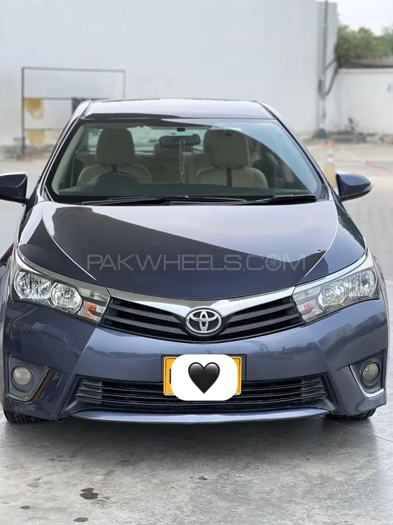 Toyota Corolla 2015 for Sale in Lahore Image-1