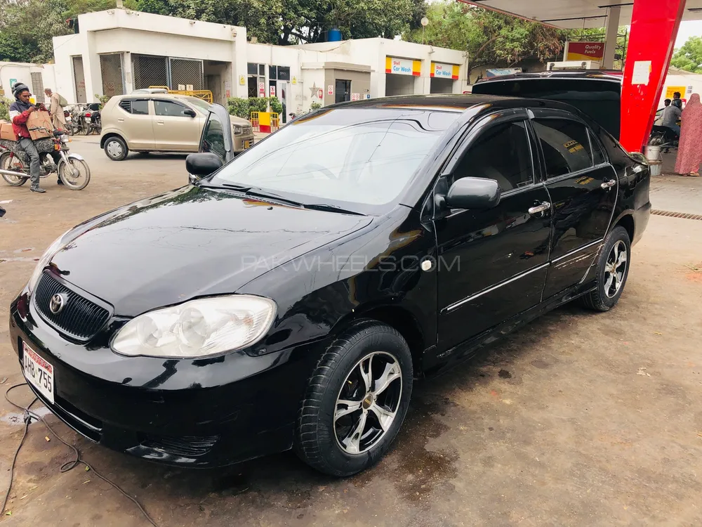 Toyota Corolla 2004 for Sale in Karachi Image-1