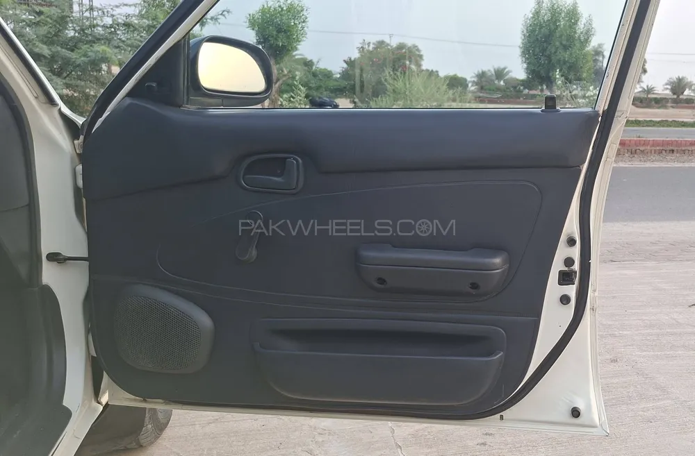 Toyota Corolla 1998 for Sale in Rahim Yar Khan Toyota Corolla 1998 for Sale in Rahim Yar Khan Image-11
