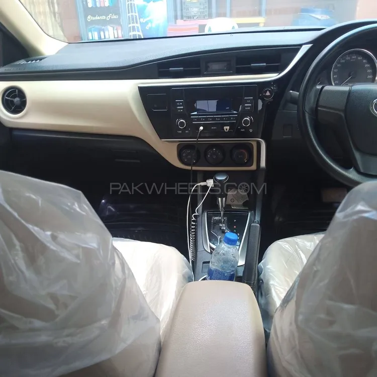 Toyota Corolla 2019 for Sale in Faisalabad Image-1