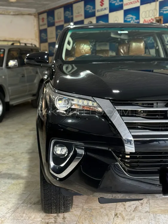 Toyota Fortuner 2018 for Sale in Islamabad Image-1