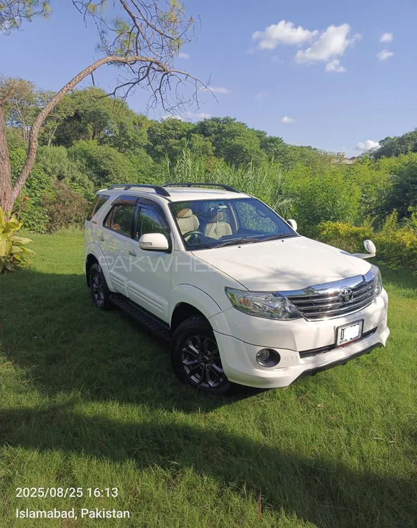 Toyota Fortuner 2015 for Sale in Islamabad Image-1