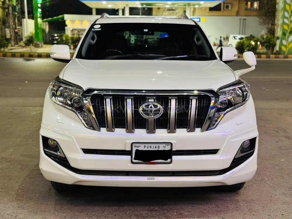 Toyota Prado 2016 for Sale in Multan Image-1