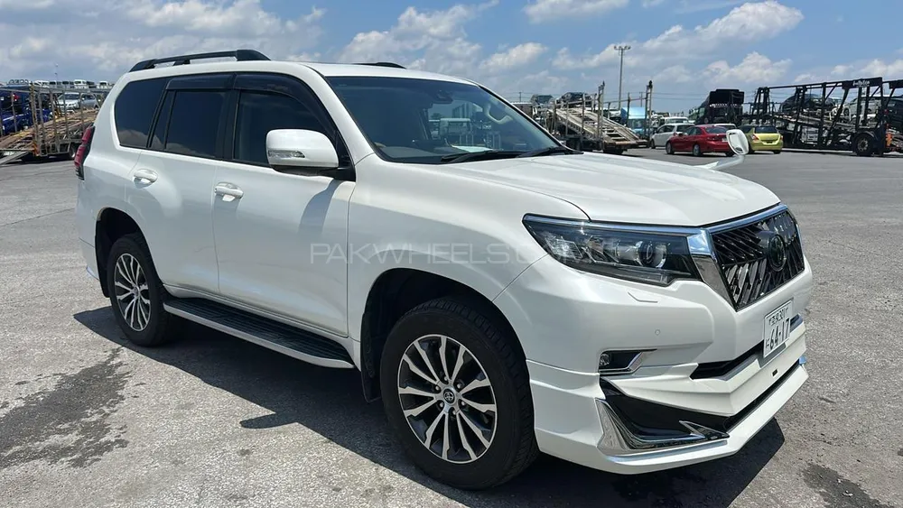 Toyota Prado 2021 for Sale in Gujranwala Image-1