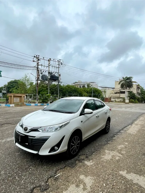 Toyota Yaris Sedan 2021 for Sale in Karachi Image-1
