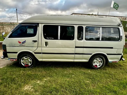 Toyota Hiace Hi Roof 2.5 Up spec 1991