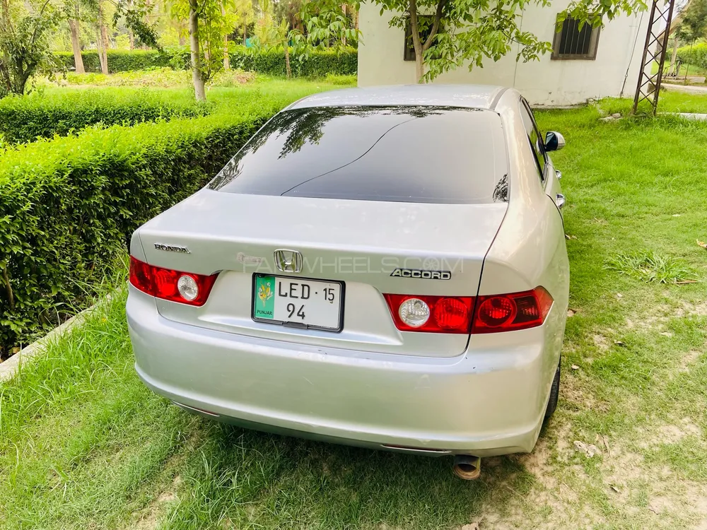 Honda Accord 2004 for Sale in Abbottabad Honda Accord 2004 for Sale in Abbottabad Image-3