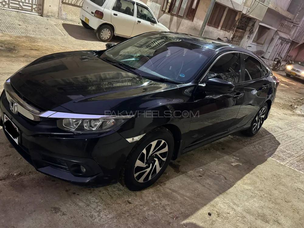 Honda Civic 2018 for Sale in Karachi Image-1